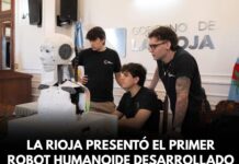 La Rioja presentó el primer robot humanoide desarrollado por jóvenes profesionales